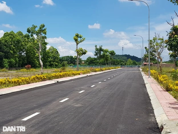 Nhiều địa phương thận trọng với hiến đất làm đường để tách thửa, phân lô - 2