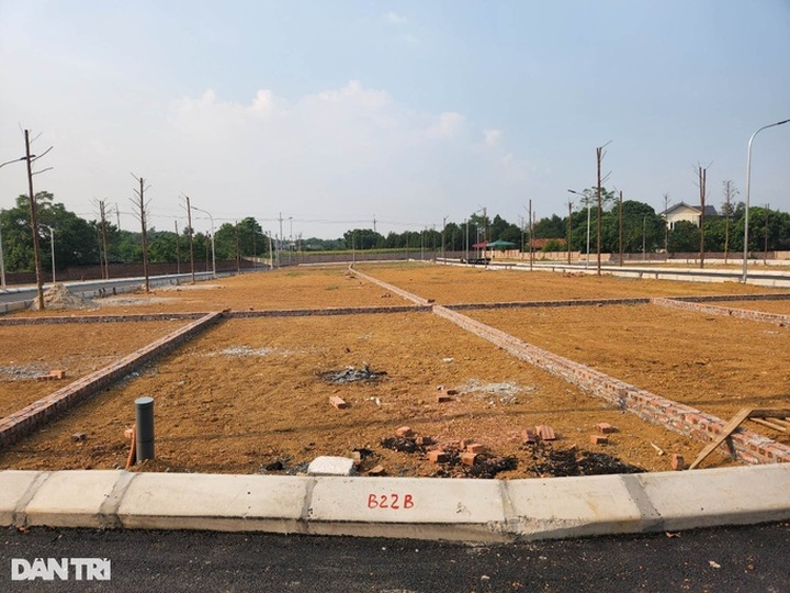 Nhiều địa phương thận trọng với hiến đất làm đường để tách thửa, phân lô - 3