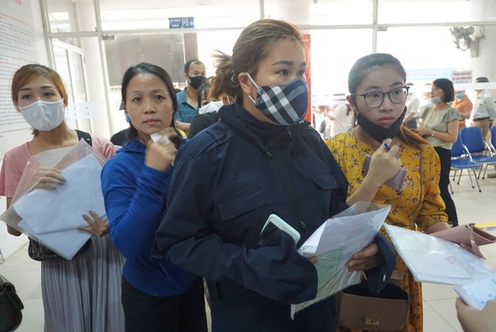 Nhiều lao động thất nghiệp ngần ngại chuyển đổi nghề - 2