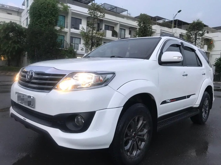 Nhiều xe hàng hot giảm giá, ô tô siêu rẻ Trung Quốc lại tạo sóng - 4