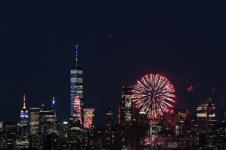 Nhờ tiêm chủng, Mỹ thẳng tiến tới mục tiêu mở cửa hoàn toàn vào ngày 4/7 - 1