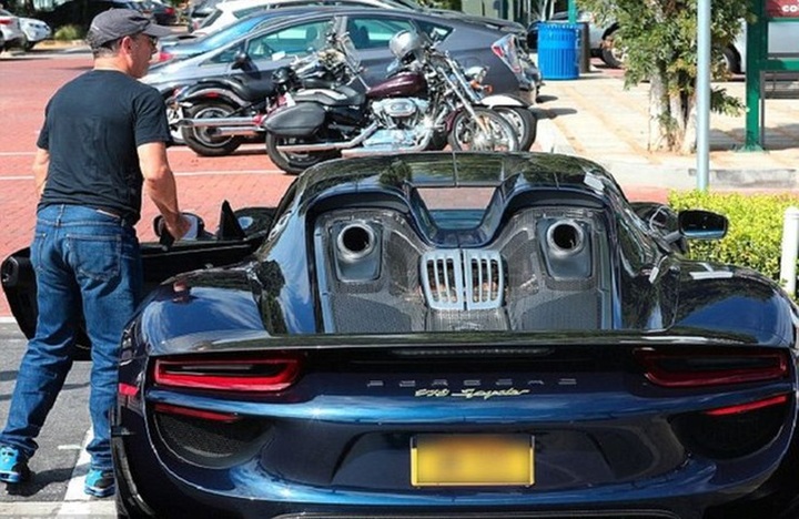 Những bộ sưu tập ô tô giá trị nhất thế giới - 11