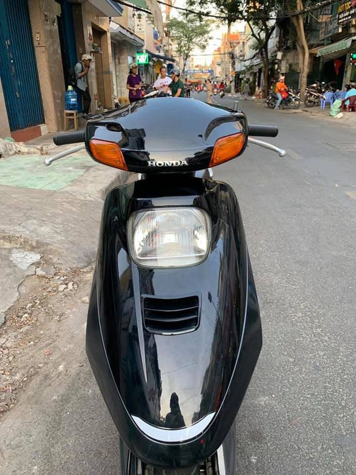 Những chiếc Honda Spacy giá hàng trăm triệu gây sốt - 1