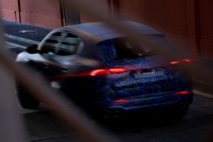 Những hình ảnh đầu tiên của xe nguyên mẫu Grecale - SUV mới của Maserati - 4