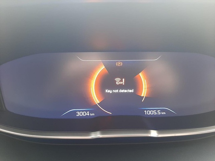 Những kiểu hỏng vặt trên ô tô đắt tiền - 4