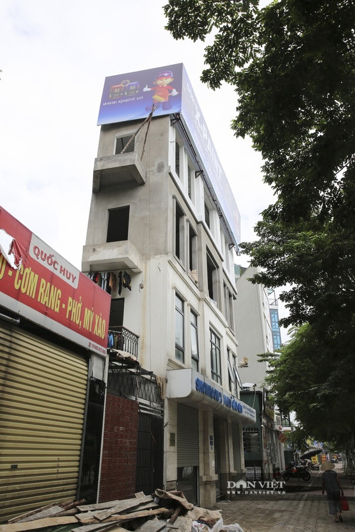 Những ngôi nhà có hình thù “kỳ dị xuất hiện nhan nhản tại Hà Nội - 7