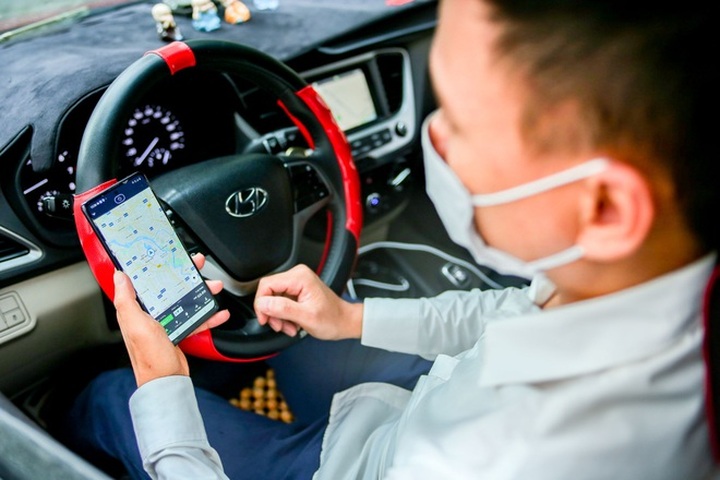 Những ông bố chạy xe công nghệ: Vì con, khó khăn mấy cũng cố gắng - 4