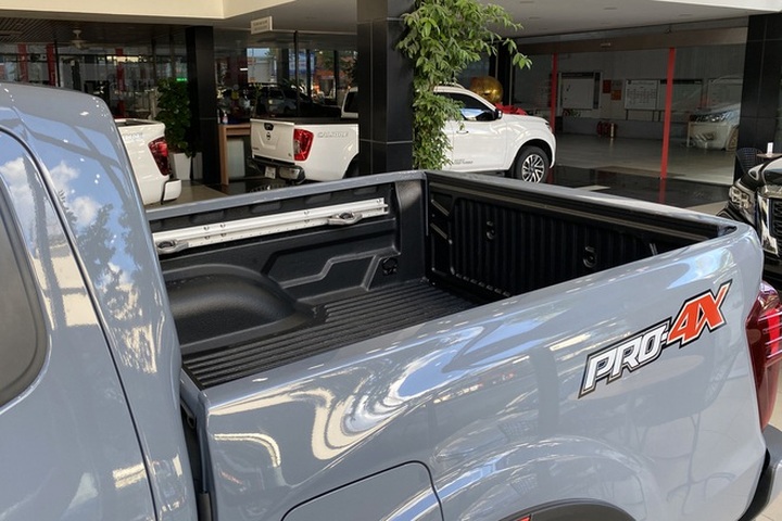 Nissan Navara 2021 bắt đầu về đại lý, sẵn sàng thách thức Ford Ranger - 6