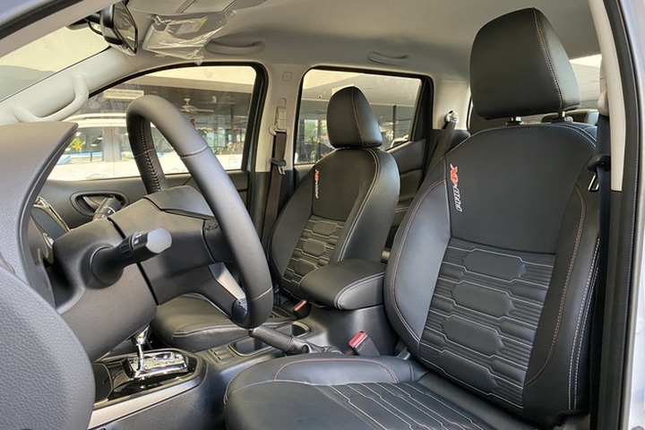 Nissan Navara 2021 bắt đầu về đại lý, sẵn sàng thách thức Ford Ranger - 9