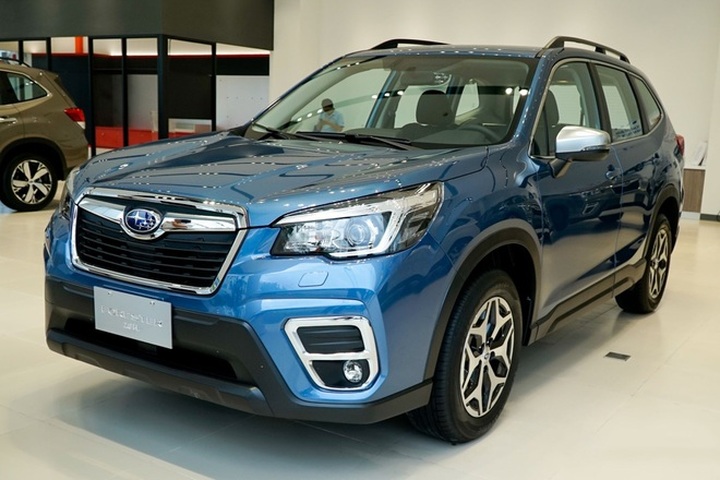 Ô tô giảm giá cả trăm triệu, chạy đua khuyến mại trong mùa dịch Covid-19 - 2