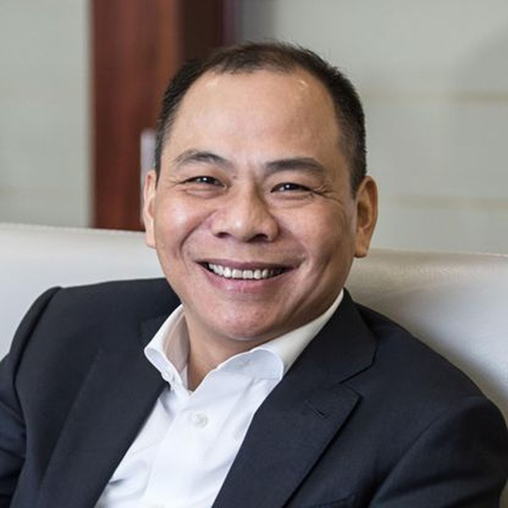 Ông Phạm Nhật Vượng và vợ đang nắm bao nhiêu cổ phần Vingroup? - 1