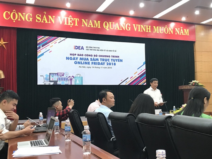 Ngày mua sắm trực tuyến diễn ra trong tuần đầu tiên của tháng 12