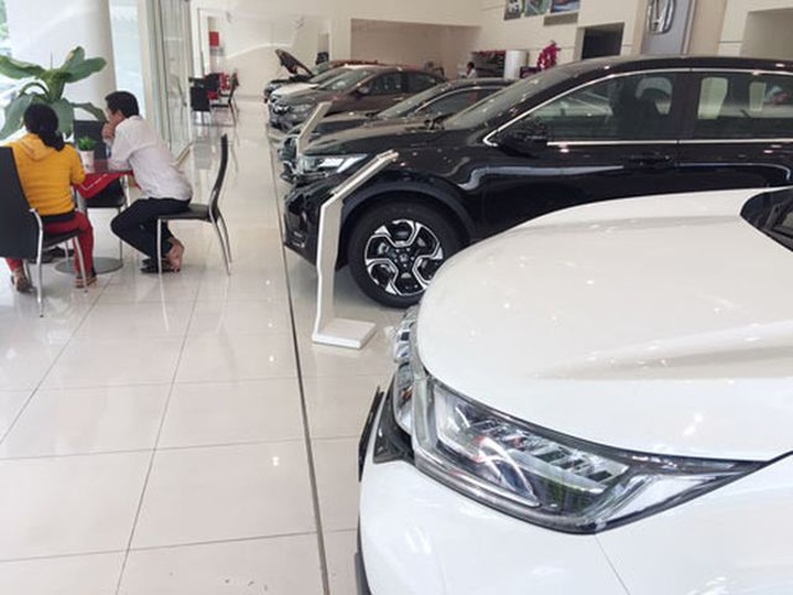 Ôtô hết cửa làm giá cuối năm - 1