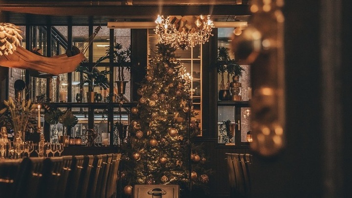 Phát hiện ổ dịch nghi nhiễm Omicron lớn nhất thế giới ở Na Uy - 1