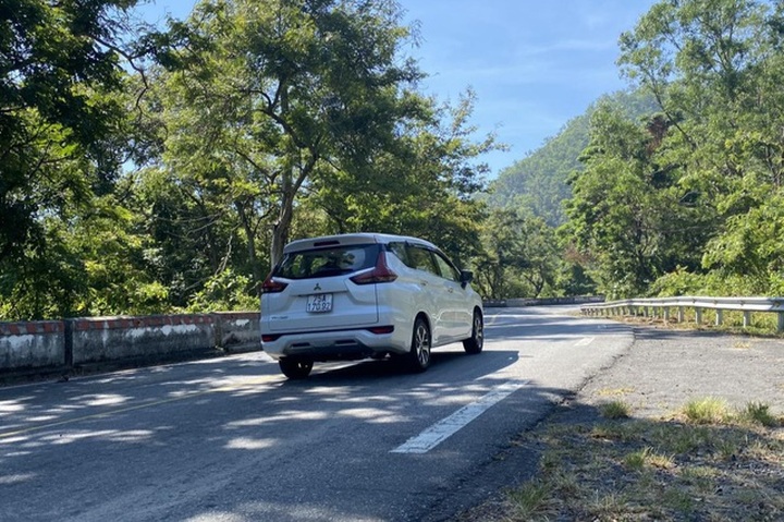Phí qua hầm tăng cao, tài xế ô tô chọn đi đèo Hải Vân - 2