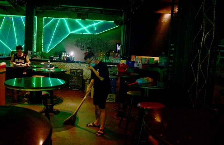 Phố Bùi Viện ế ẩm copy.jpg