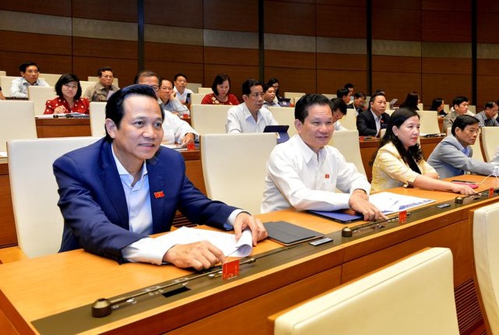 Quốc hội “duyệt” tăng mức lương cao nhất trong vòng 8 năm qua - 2