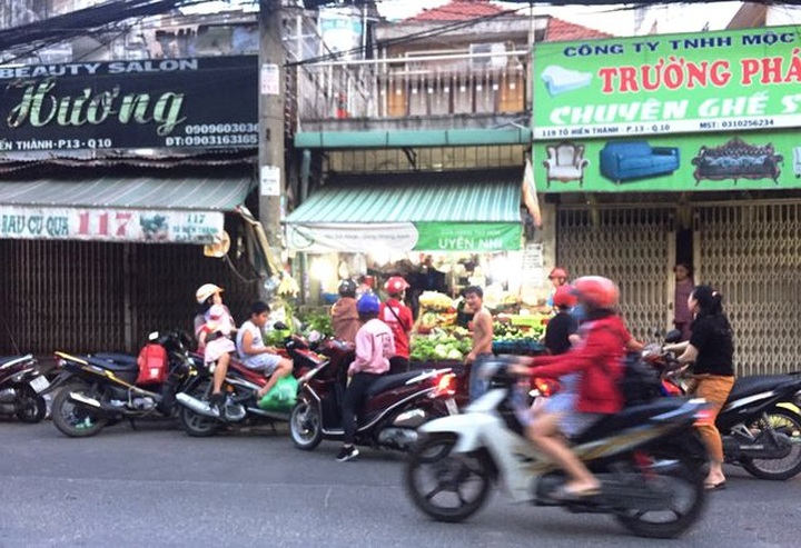 Rằm tháng 7: Đồ cúng, vàng mã “thất thu”, thực phẩm chay đắt khách - 5