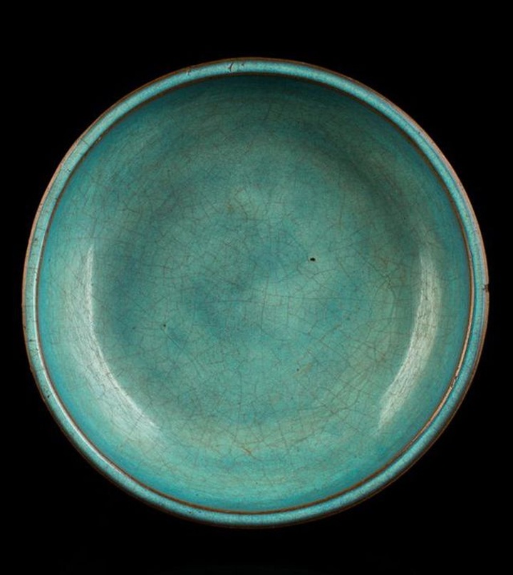 Run tay cầm chiếc bát tưởng không đắt mà đắt khiến siêu xe cũng chào thua - 8