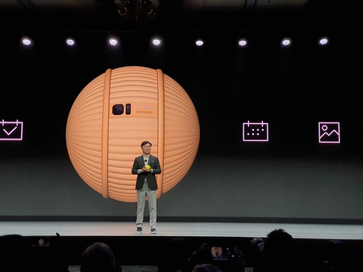 Samsung trình diễn robot “thú cưng” Ballie đặc biệt tại CES 2020 - 3