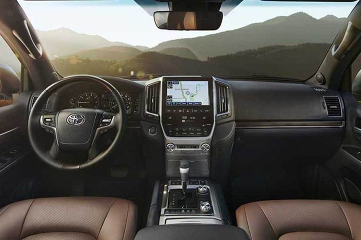 Sao không phải Land Cruiser, mà lại là Lexus LX 570? - 4