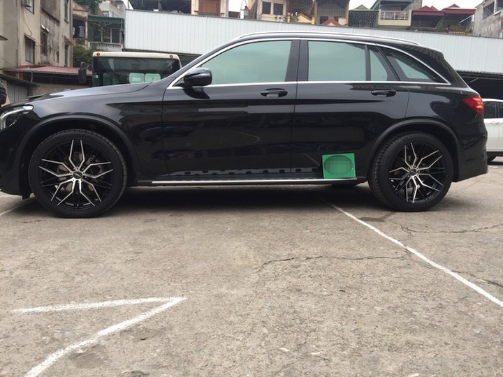 Sắp Tết, dân chơi rút ví cả trăm triệu đồng làm đẹp cho xế cưng - 1