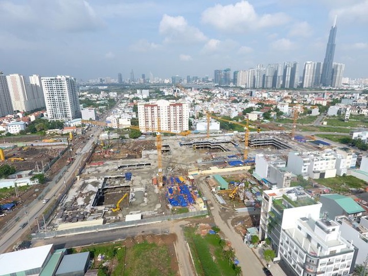 Sau Green Star Sky Garden, đến lượt Raemian Galaxy City bị phát hiện... xây lụi - 1