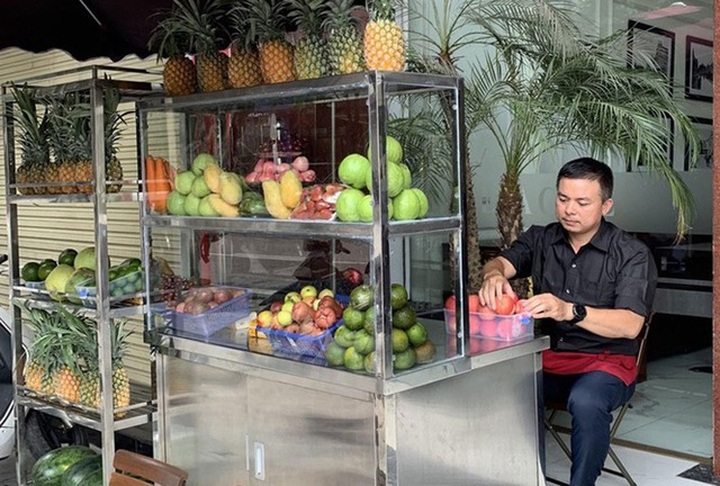 Sếp doanh nghiệp thu nhập khủng bỗng mất nghề lui về bán... bánh! - 1