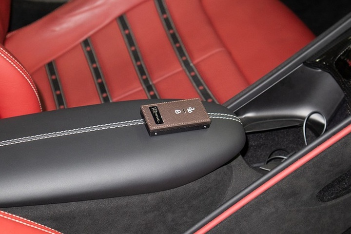 Soi chi tiết Ferrari Roma: Siêu xe 20 tỷ độc nhất châu Á vừa về Việt Nam - 14