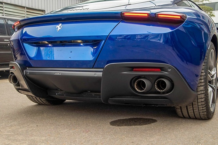 Soi chi tiết Ferrari Roma: Siêu xe 20 tỷ độc nhất châu Á vừa về Việt Nam - 6