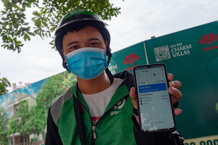 Tài xế công nghệ nuôi cả nhà trong đại dịch - 1