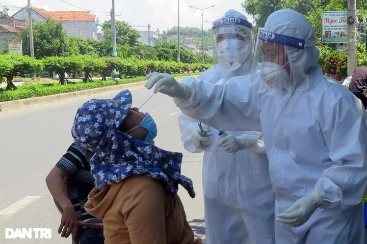 Tạm đóng cửa chợ lớn nhất tỉnh Phú Yên từ 16h hôm nay - 3