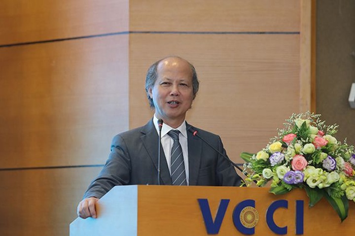 Thị trường bất động sản hạ nhiệt bởi tiền và đất giảm mạnh - 1