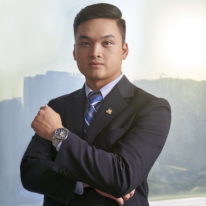 Thiếu gia, ái nữ cấp tập lên ghế nóng tiếp quản những đế chế khủng - 2