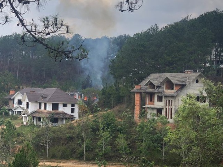 Thực hư vụ hàng quán thi nhau sang nhượng, dân ồ ạt bán nhà khu vực Rạng Đông - 3