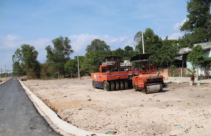 Thực hư vụ hàng quán thi nhau sang nhượng, dân ồ ạt bán nhà khu vực Rạng Đông - 5