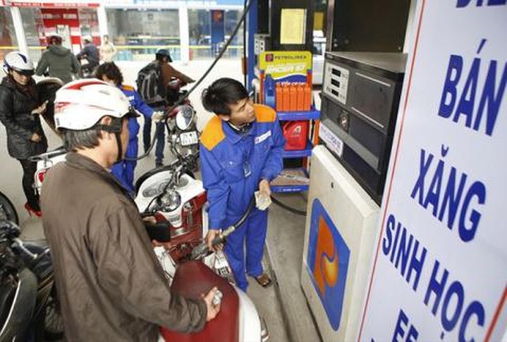 Thuế bảo vệ môi trường 4.000 đồng/lít xăng được dùng thế nào? - 1