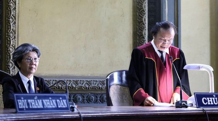 Tòa vượt quyền khi giao Trung Nguyên lại cho ông Đặng Lê Nguyên Vũ? - 2