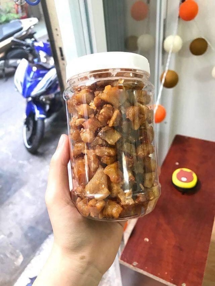Tóp mỡ rán giòn nửa triệu đồng/kg, dân Hà Nội muốn ăn phải tranh mua mới có - 2