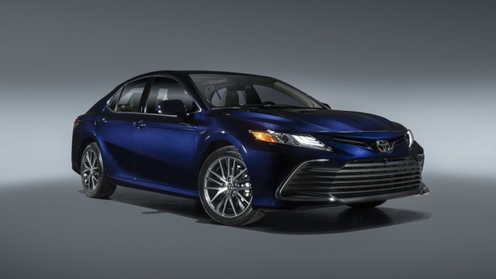 Toyota Camry 2021 có gì mới? - 2