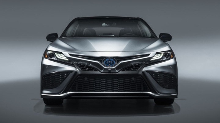 Toyota Camry 2021 có gì mới? - 12