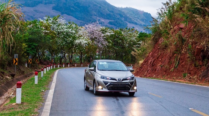 Toyota Vios là xe bán chạy nhất tháng 8, bỏ xa đối thủ bất chấp tháng ngâu - 5