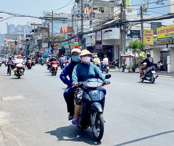 TP HCM: Hóa đơn tiền điện có thể sẽ tăng sốc vì nắng nóng - 3