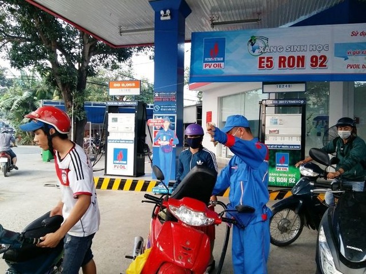 TPHCM: Máy móc, đồ điện tử nhập khẩu “tỷ đô”, xăng chỉ nhập “0 đồng” - 3