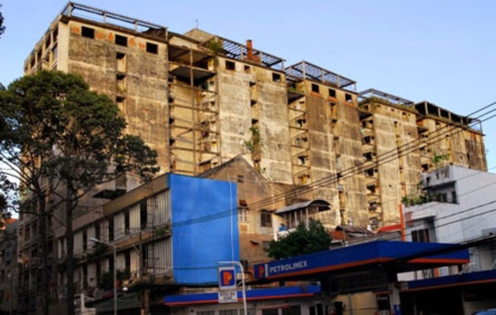 TPHCM: Nhà đầu tư chưa mặn mà với cải tạo chung cư “hết đát” - 1