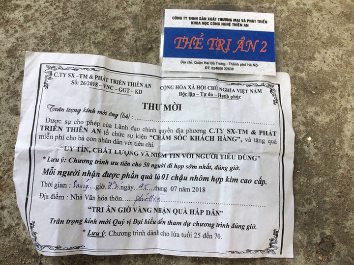 Giấy mời cán bộ thôn gửi cho người dân