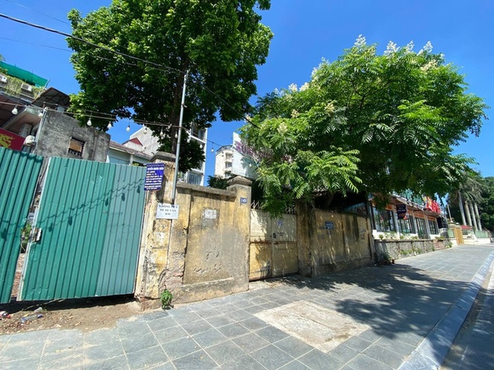 Trụ sở siêu doanh nghiệp gần 128.000 tỷ đồng ở Hà Nội là nơi rửa, trông xe - 3