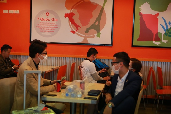 Ứng phó khẩn cấp dịch bệnh corona tại sân bay quốc tế Nội Bài - 7