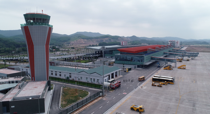 Vân Đồn được xác định trở thành một vùng động lực phát triển kinh tế  - 1