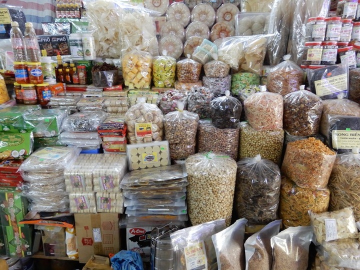 Vắng khách du lịch, nhiều tiểu thương đóng sạp nghỉ bán vì ế ẩm - 4